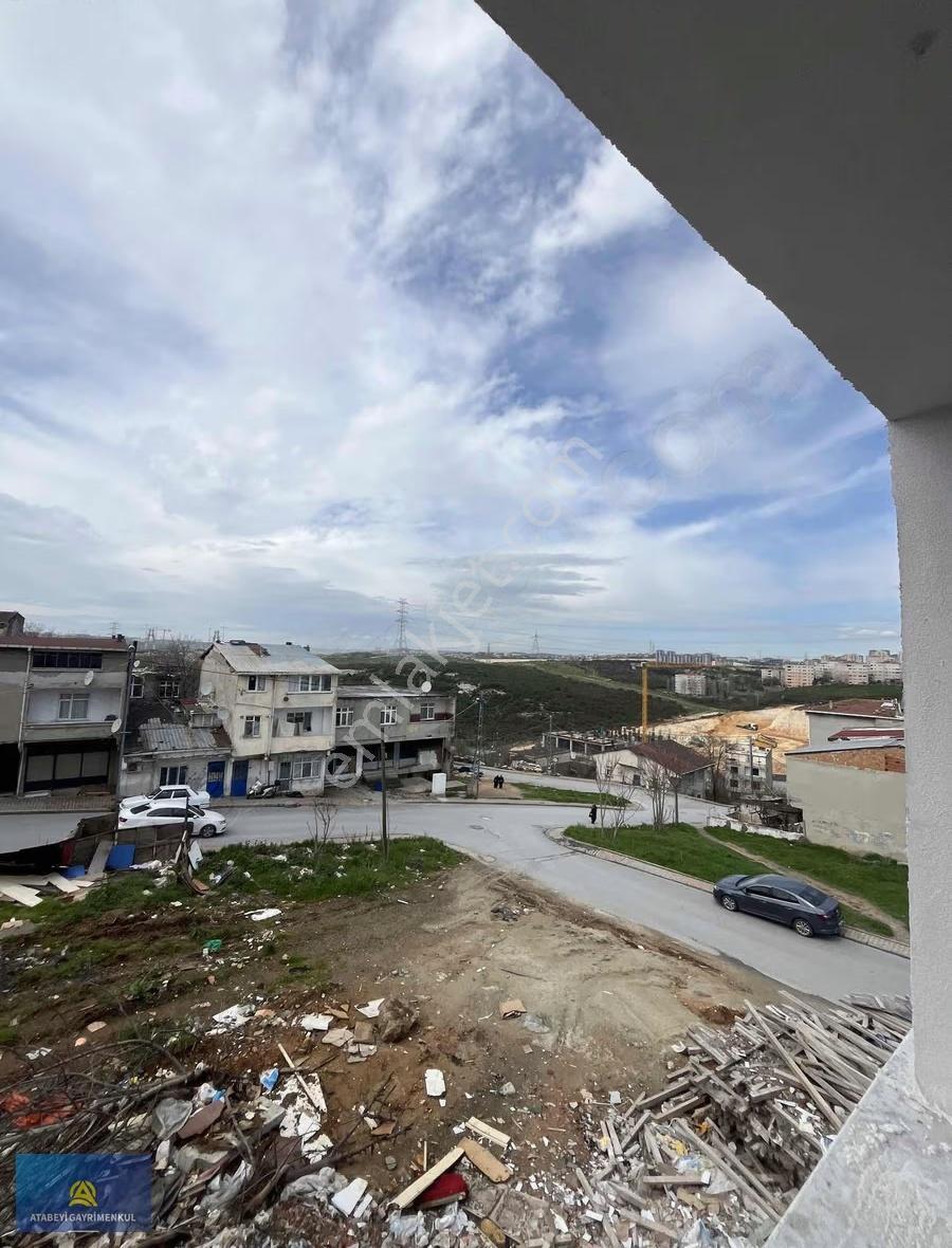 Güvercintepe'de Satılık 2+1 100m2 Arakat Çift Balkon Sıfır Daire