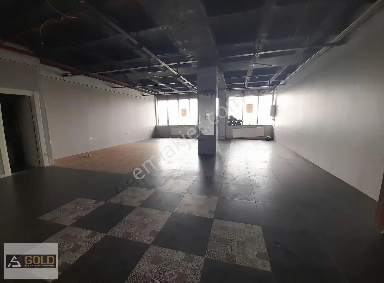 Bahçekent Ticaret Merkezinde 127 M2 Kiralık Ofis - Görsel 2