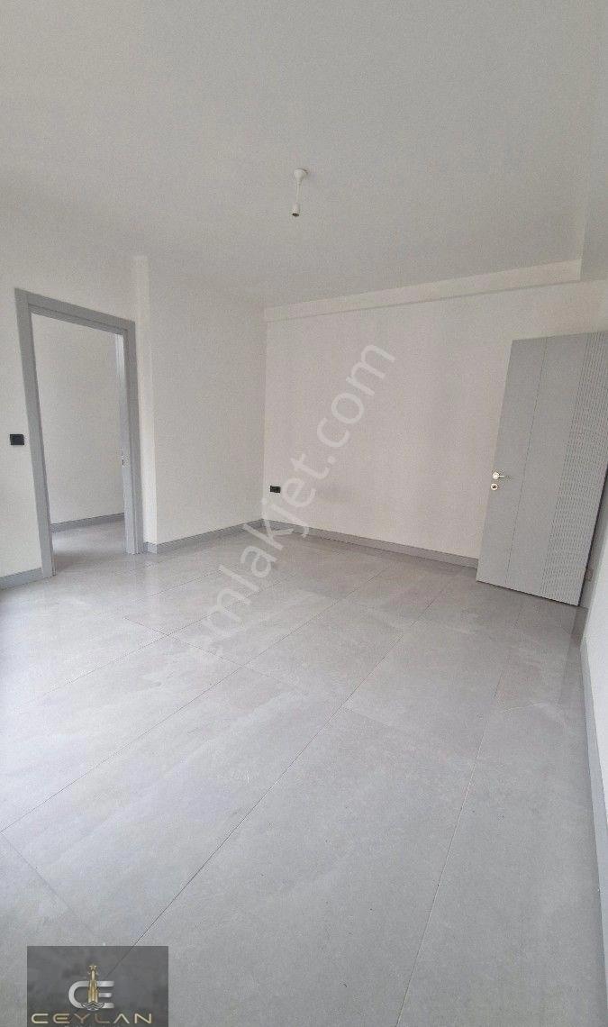 Ceylan Emlaktan Tek Yetkili Merkezde Kiralık Ofis - Görsel 10