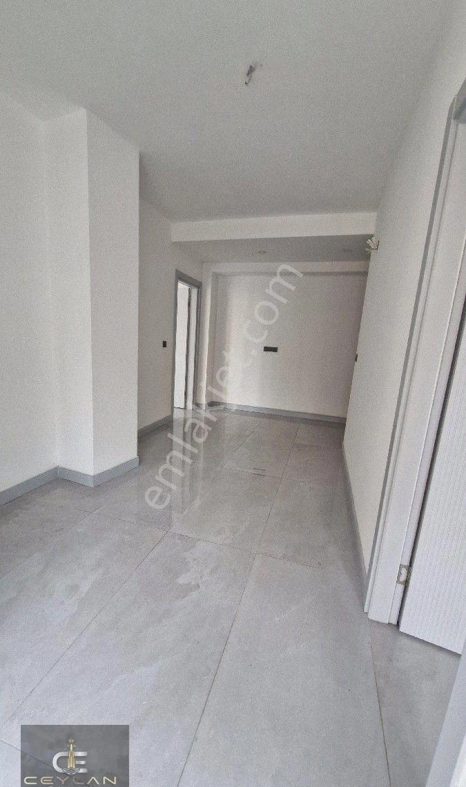 Ceylan Emlaktan Tek Yetkili Merkezde Kiralık Ofis - Görsel 14