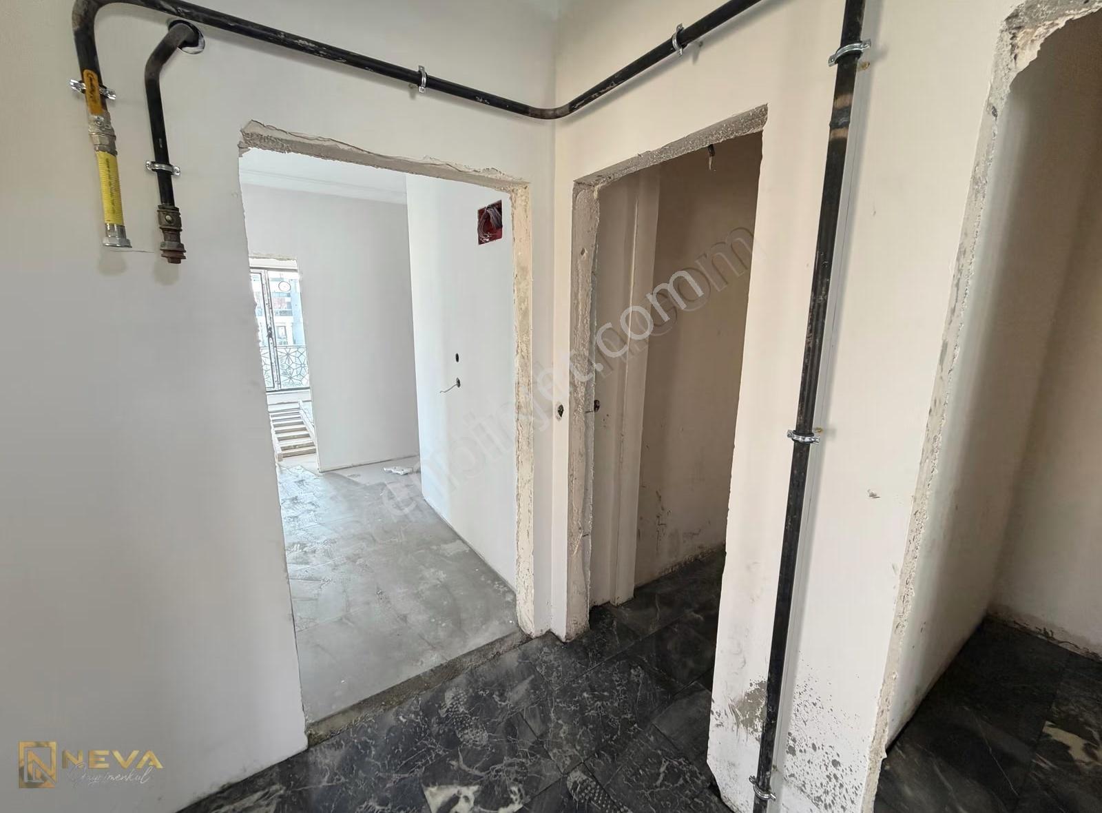 Plevne Caddesinde Sıfır 3+1 Ebeveyn Banyolu Daire - Görsel 20