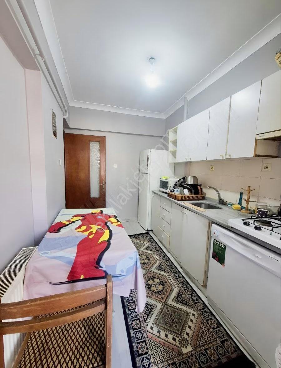 Çarşı Yakını 2+1 3.arakat Eşyalı Kiralık Daire - Görsel 2
