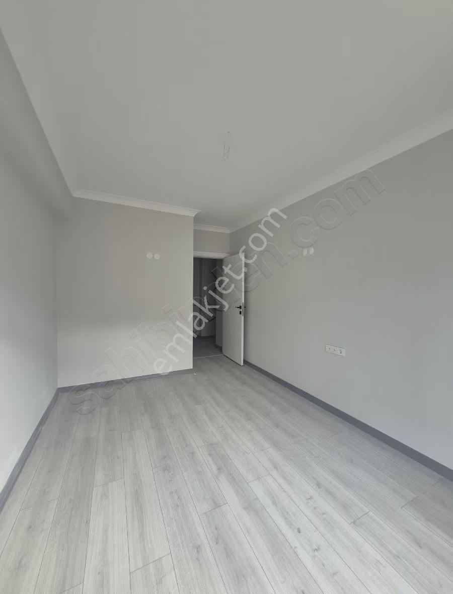 Çakır Emlaktan Satılık Ayrı Mutfaklı 1+1 60m2 Daire - Görsel 13