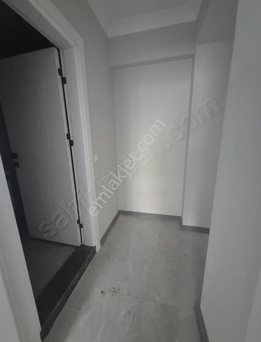 Çakır Emlaktan Satılık Ayrı Mutfaklı 1+1 60m2 Daire - Görsel 23