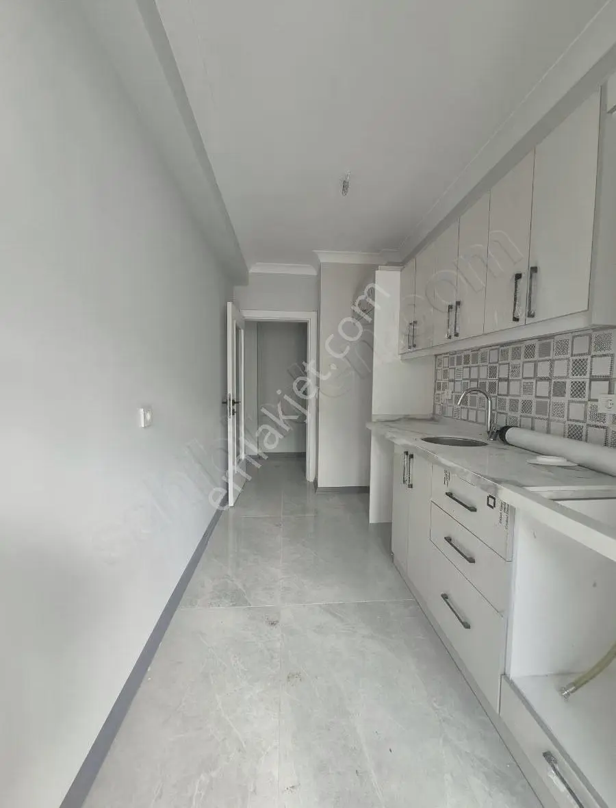 Çakır Emlaktan Satılık Ayrı Mutfaklı 1+1 60m2 Daire - Görsel 3