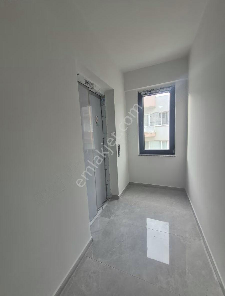 Çakır Emlaktan Satılık Ayrı Mutfaklı 1+1 60m2 Daire - Görsel 16