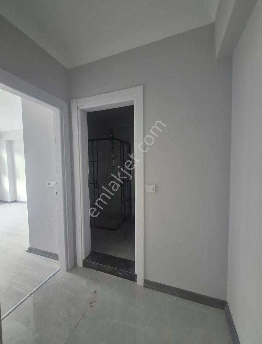 Çakır Emlaktan Satılık Ayrı Mutfaklı 1+1 60m2 Daire - Görsel 9
