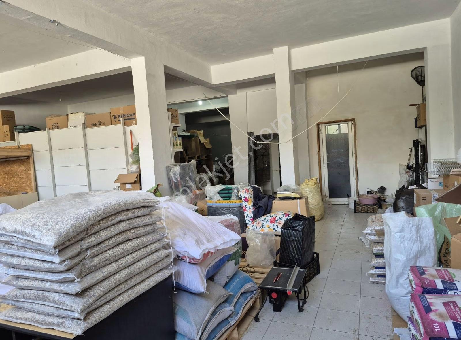 Çakır Emlakdan Satılık Paşabayır Mahallesinde 220m2 Depo