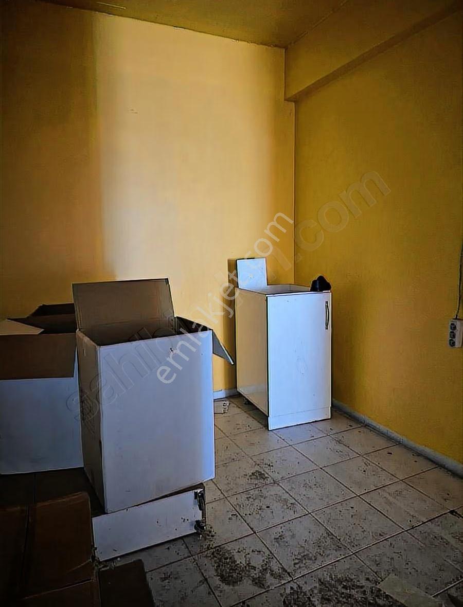 Ordu Caddesinde Kiralık 40m2 Dükkan - Görsel 2