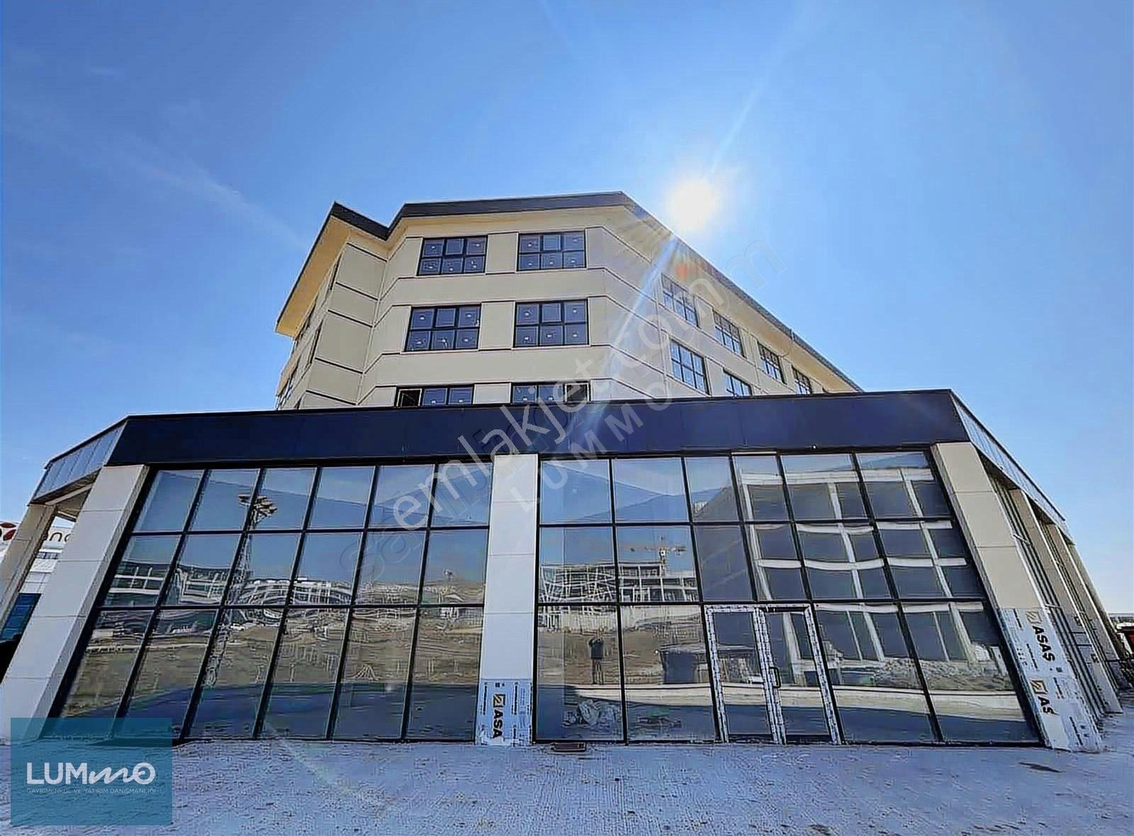 İvedik Osb De Natamam 70m2 Kiralık Dükkan