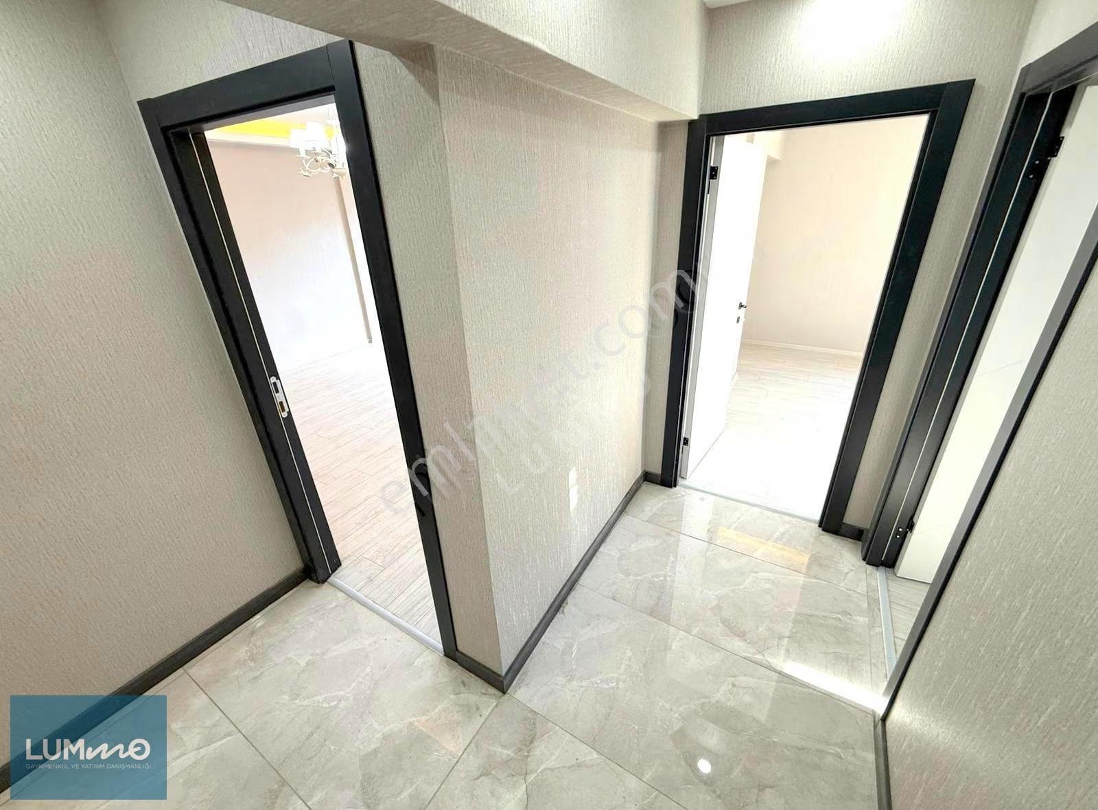 Veterinerlik Yakını Manzaralı Önü Açık Kat Konumlu Full Yapı 3+1