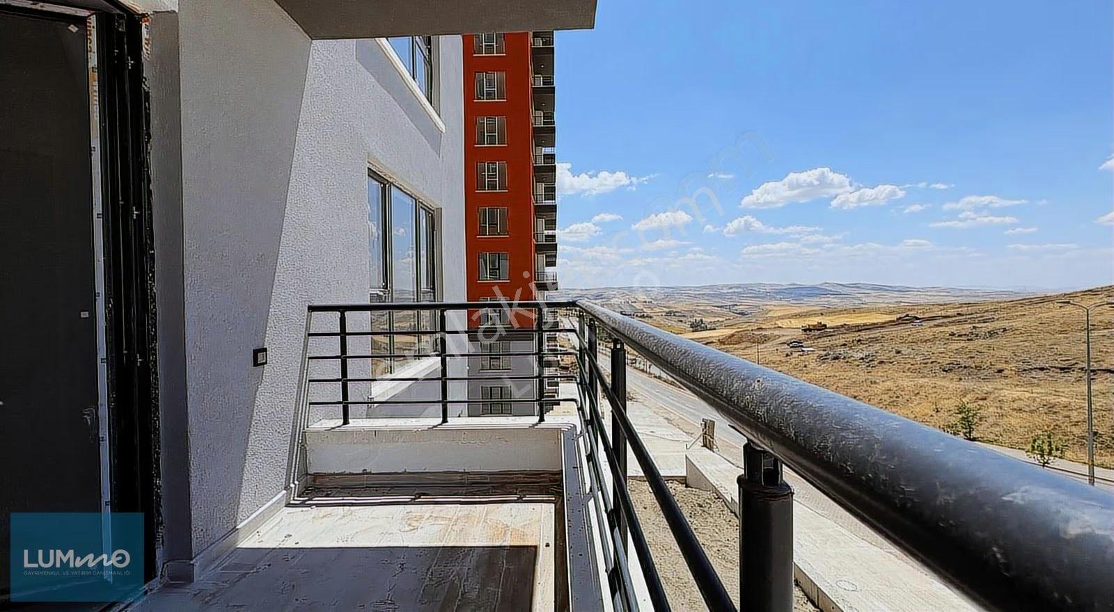 Lummo'dan Yapracıkta 2+1 Satılık Merkezi Sitede Sıfır Daire - Görsel 29