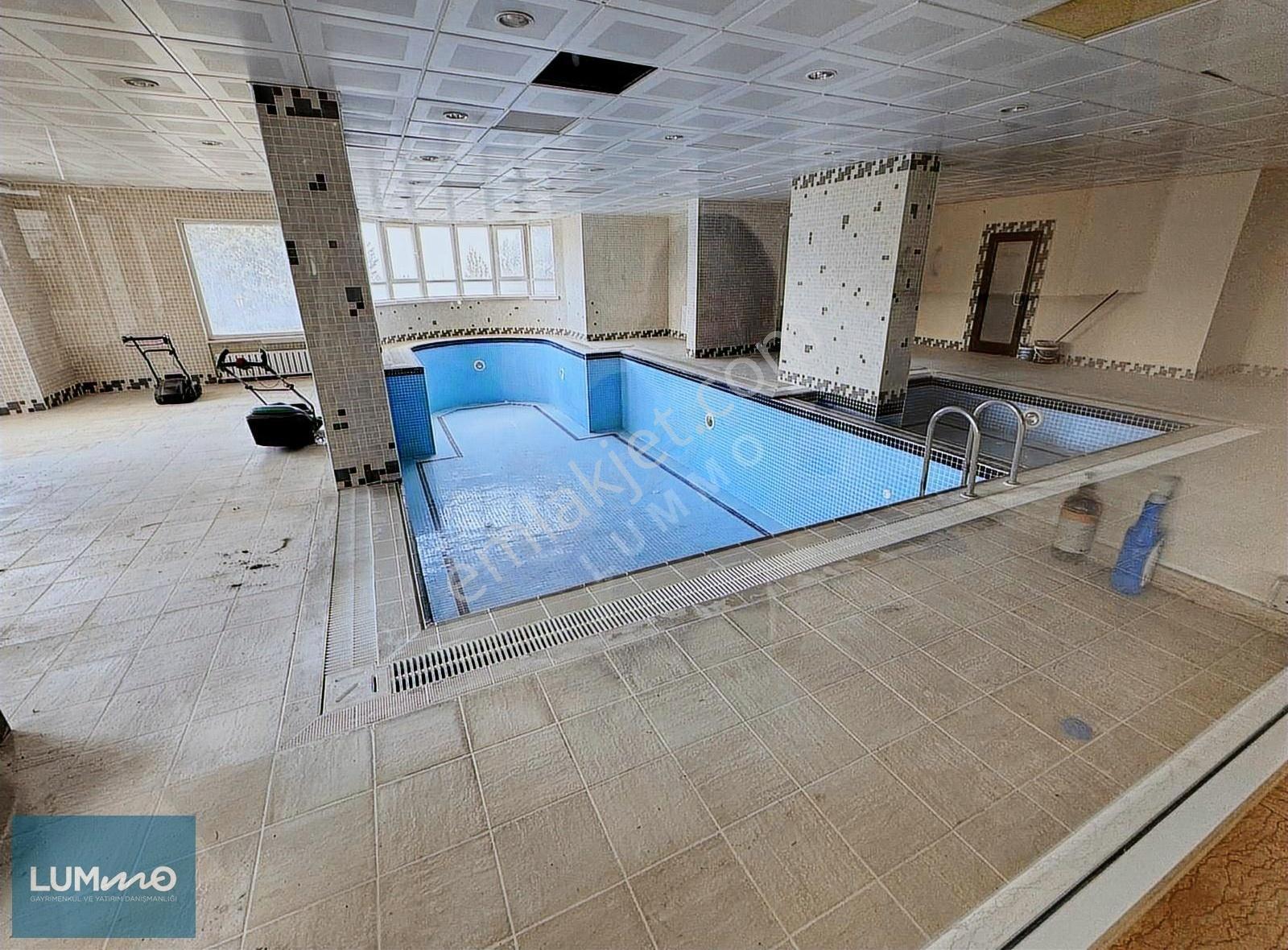 Lummo'dan Orman Manzaralı Teras Balkonlu Havuzlu 240m2 4+1 - Görsel 31