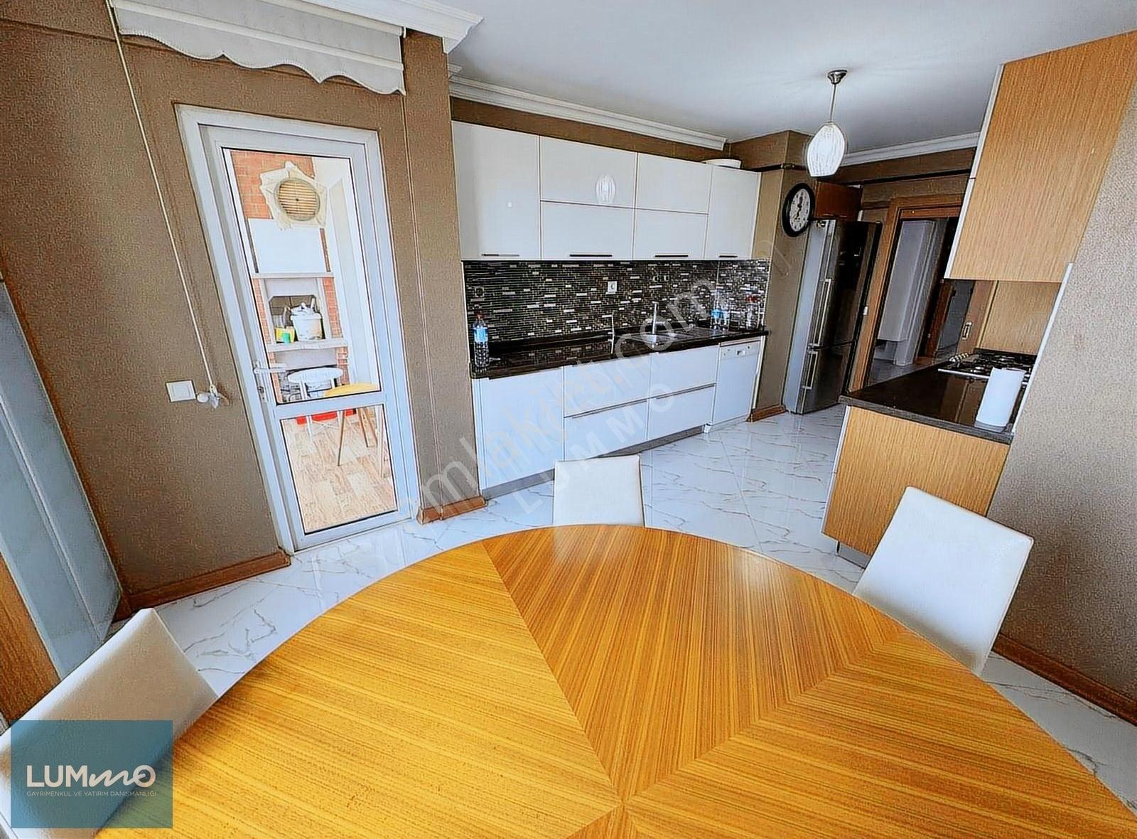 Lummo'dan Orman Manzaralı Teras Balkonlu Havuzlu 240m2 4+1 - Görsel 25