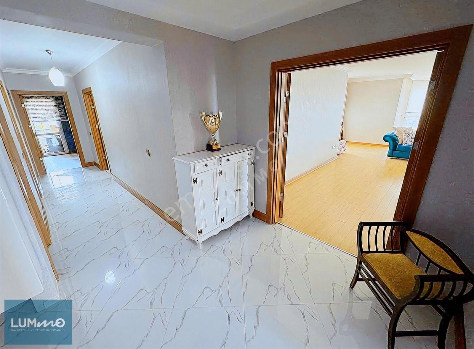 Lummo'dan Orman Manzaralı Teras Balkonlu Havuzlu 240m2 4+1 - Görsel 35