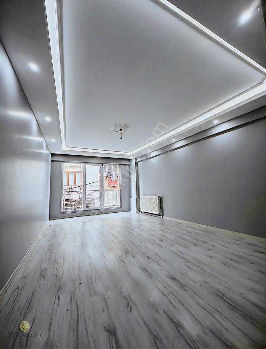 Reşadiye Mah. De 3+1 145m² 13 Yıllık İskanlı Masrafsız Dairemiz - Görsel 18