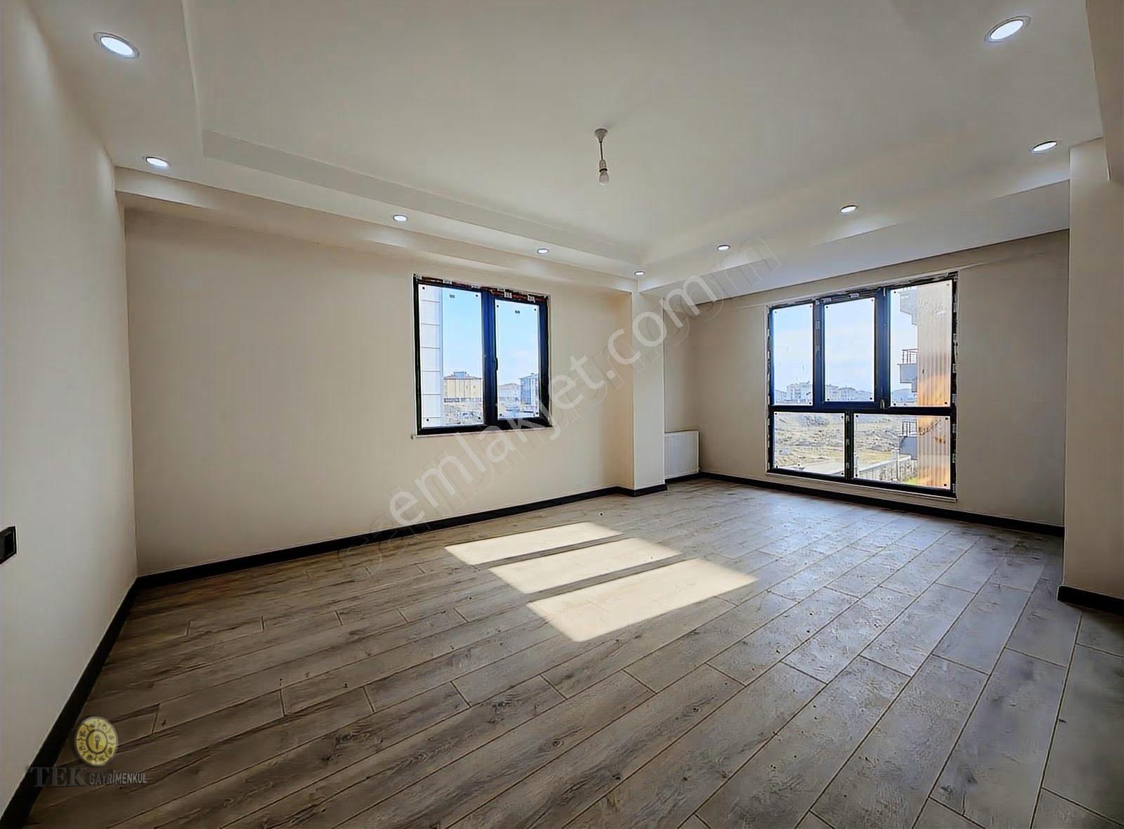 Çobançeşme Mah.de 2+1 110m² 4bloklu Site İçi E.banyolu Daireler - Görsel 12