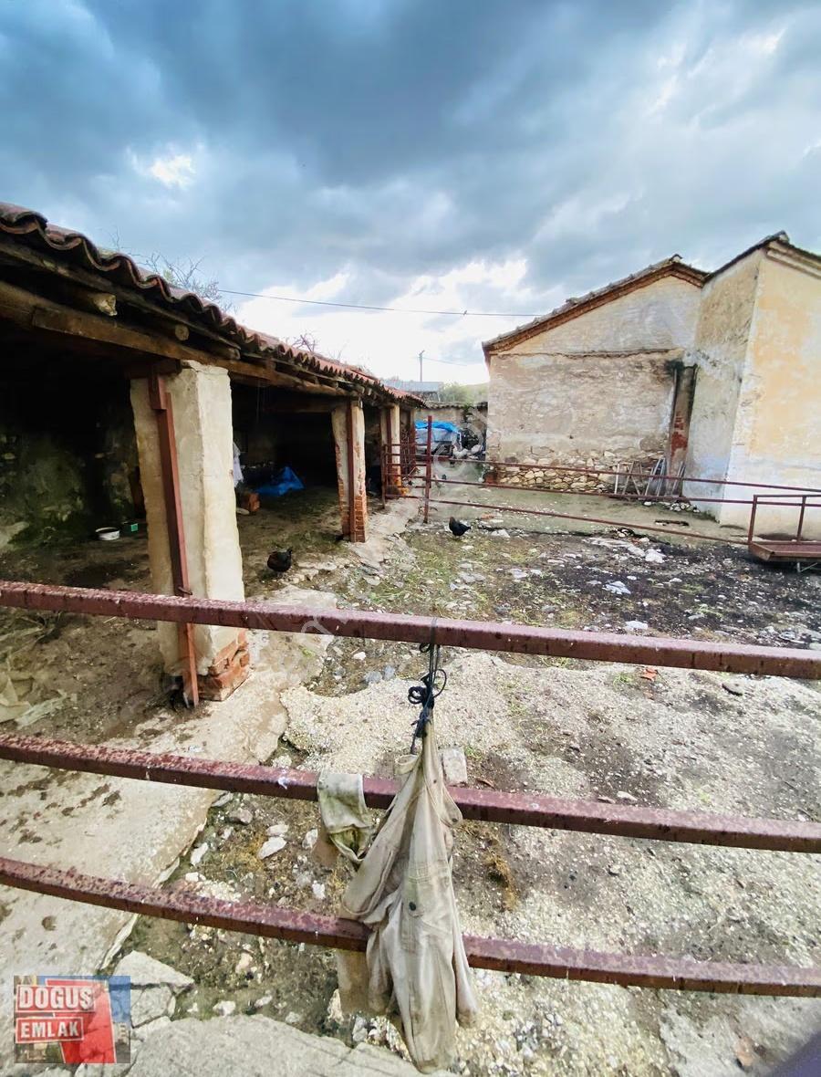 Tire Kurşak Köyü'nde Satılık Müstakil Ev (675m², 5+2, Ahırlı) - Görsel 19