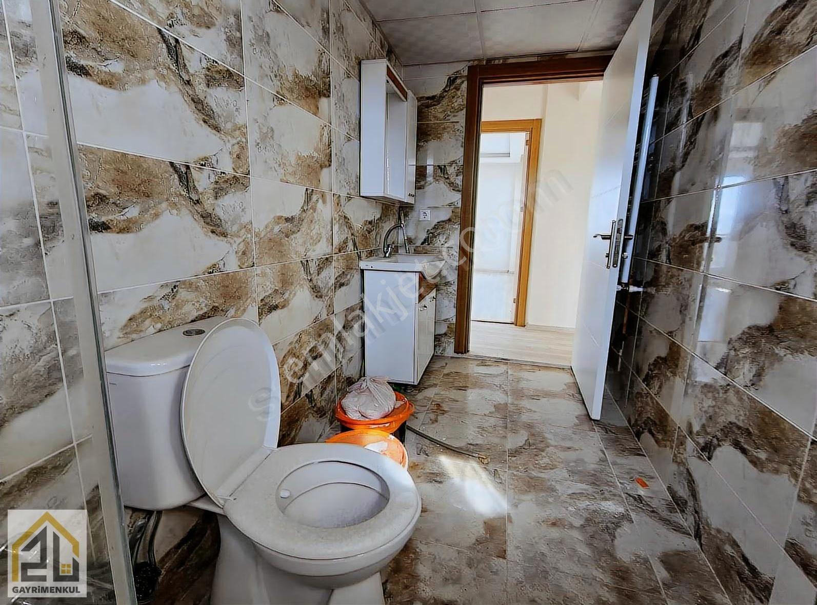 Zu Gayrimenkulden Site İçerinde Kapalı Mutfak 2+1 Geniş Daire - Görsel 23