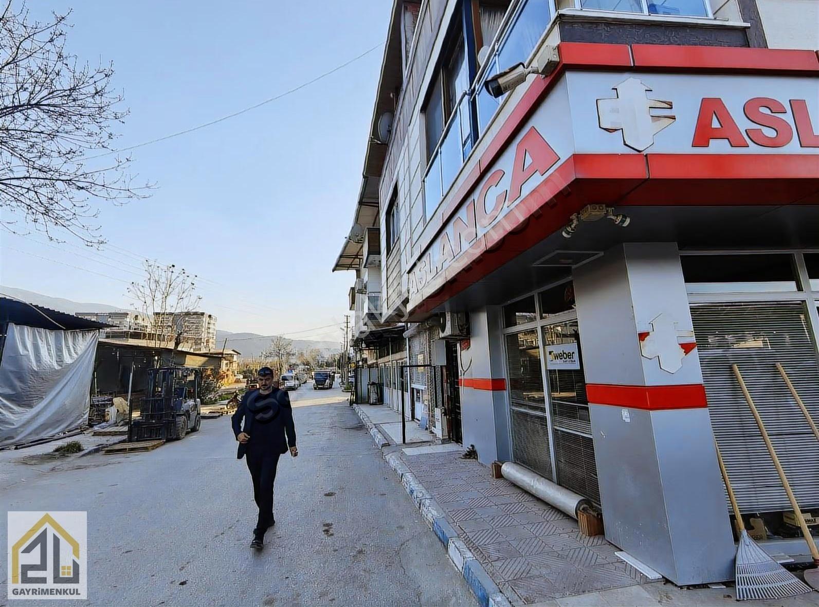 Zu Gayrimenkulden Pazar Yeri Karşısı Kiralık Dükkan - Görsel 22