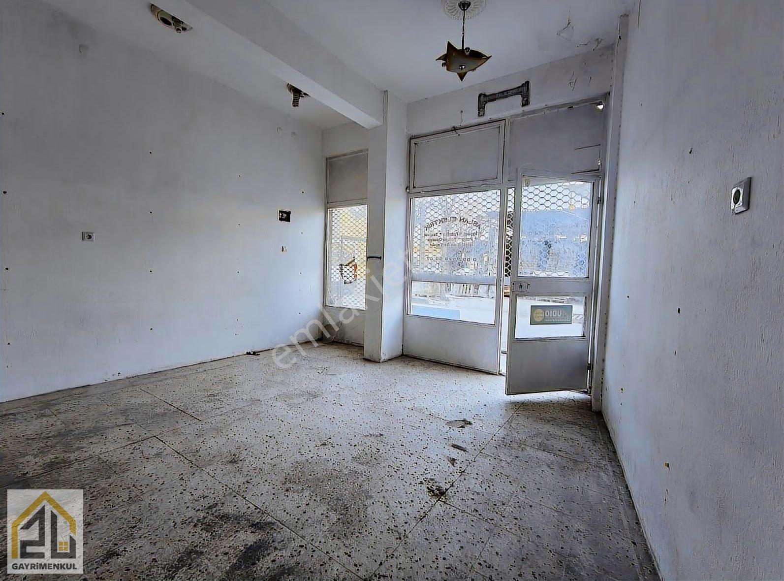 Zu Gayrimenkulden Pazar Yeri Karşısı Kiralık Dükkan - Görsel 28