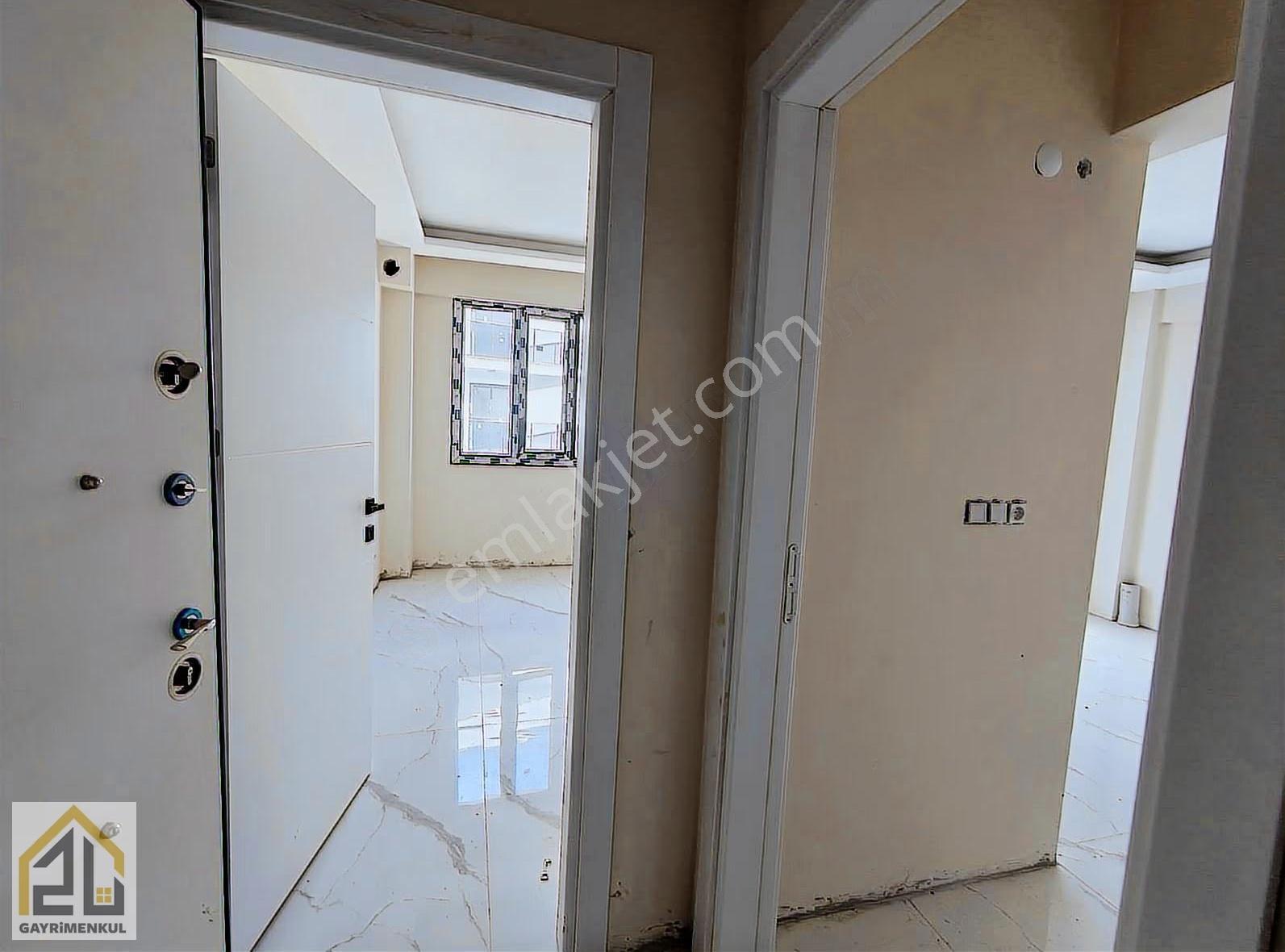 Zu Gayrimenkulden Site İçerisinde 1+1 Sıfır Arakat - Görsel 22