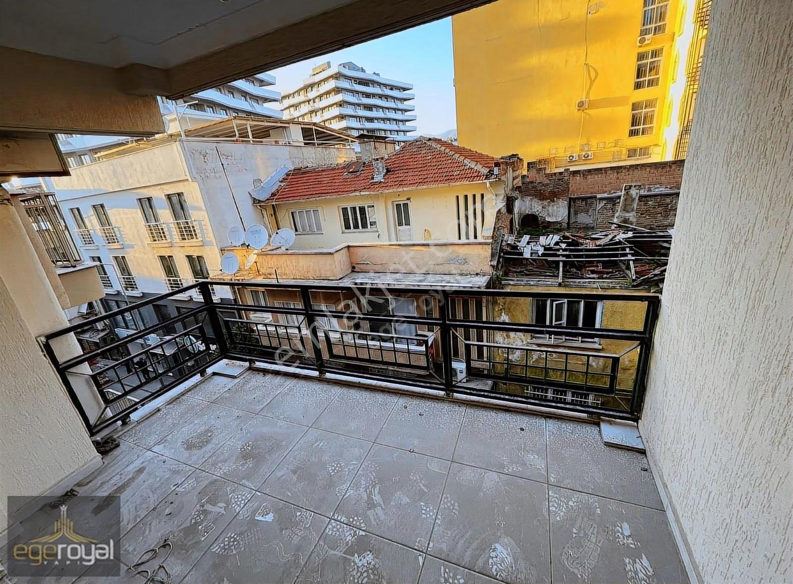Yeni Mahalle'de Satılık Doğalgazlı Merkezde 3+1 Daire - Görsel 6