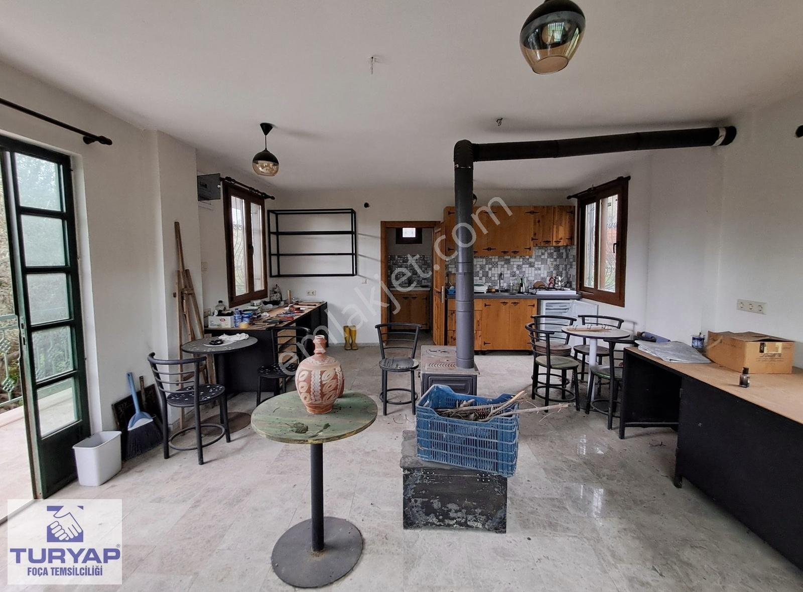 Foça'da İçinde 3+1 Müstakil Ev + Komple Bina Olan Zeytinli Tarla - Görsel 29