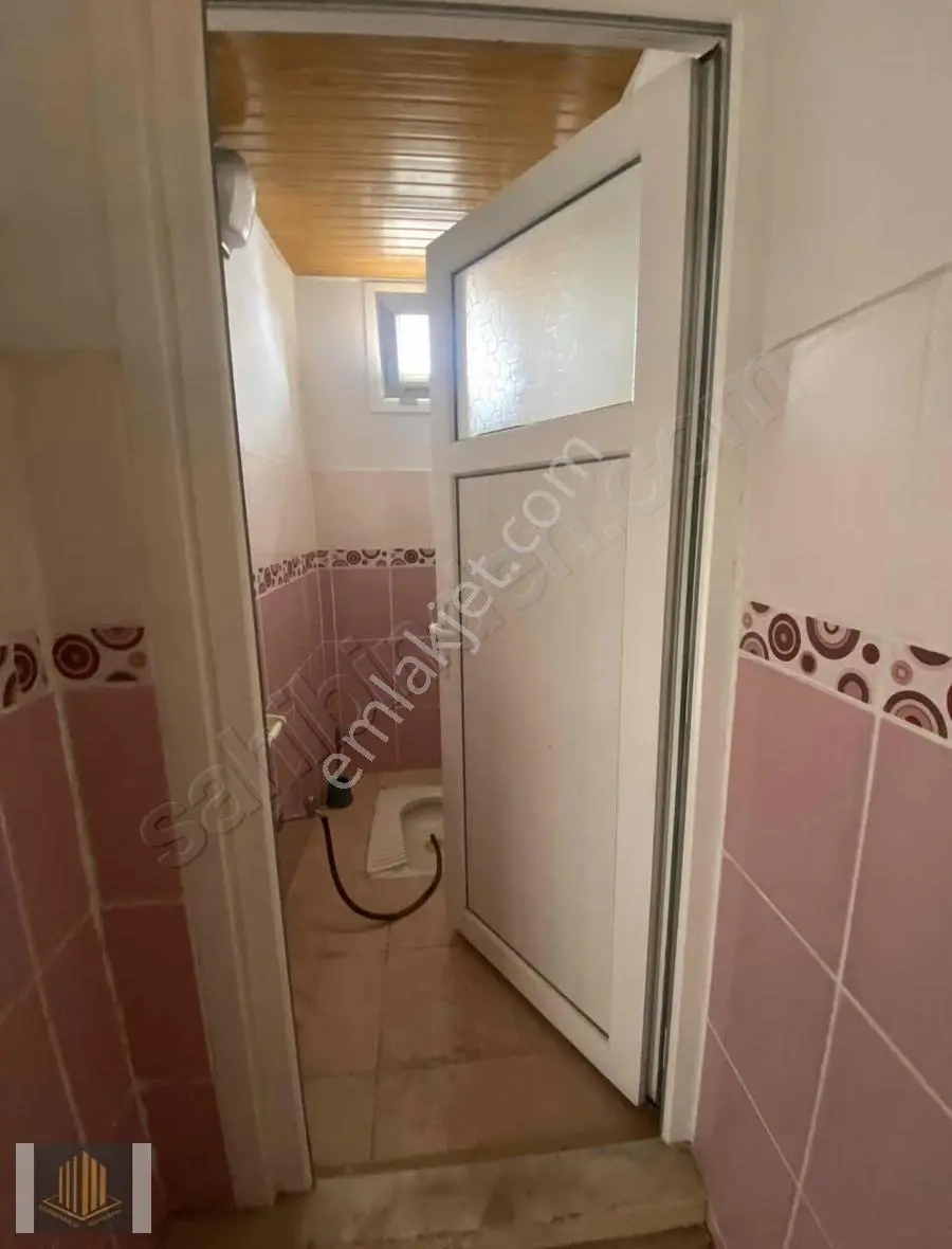 Sağlam'dan Barış Mahallesın'de Satılık 2.5 Katlı Müstakil Ev - Görsel 4