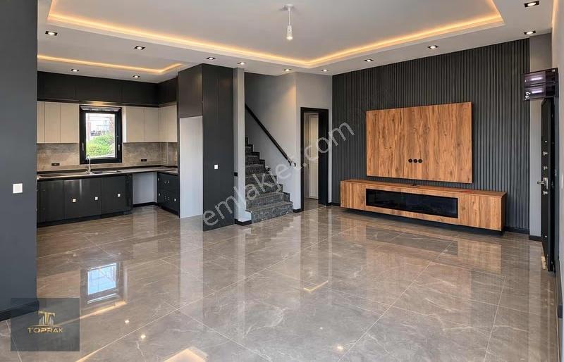 Tam Müstakil Deniz Ve Ada Manzaralı Denize Yakın Villa - Görsel 24