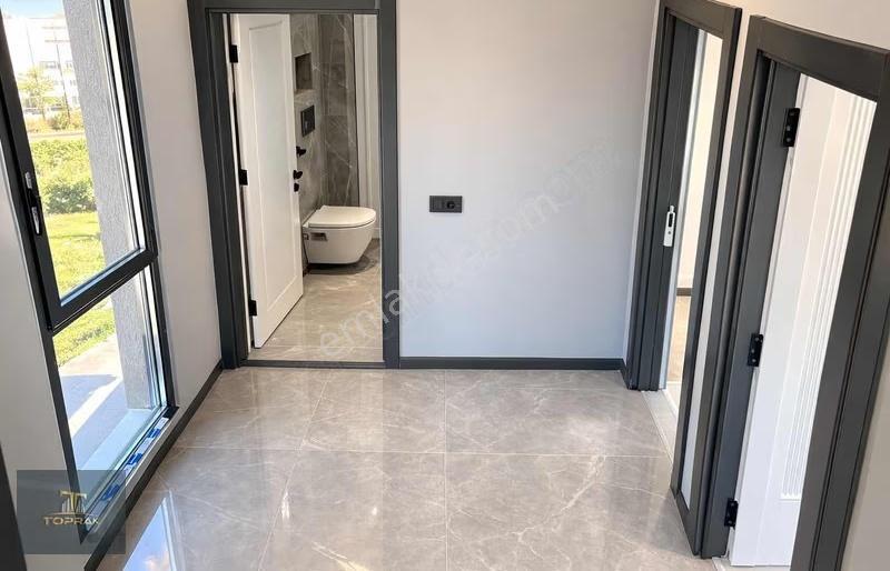 Tam Müstakil Deniz Ve Ada Manzaralı Denize Yakın Villa - Görsel 16
