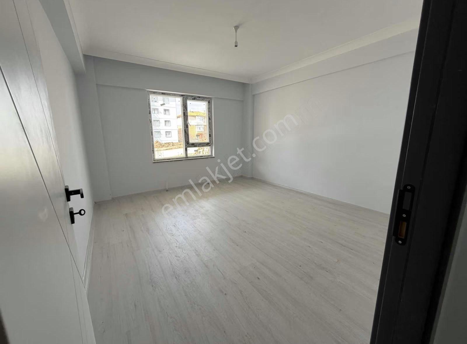 Ozandan Ana Cadde Üstü Satılık 4+1 Y.giriş - Görsel 17