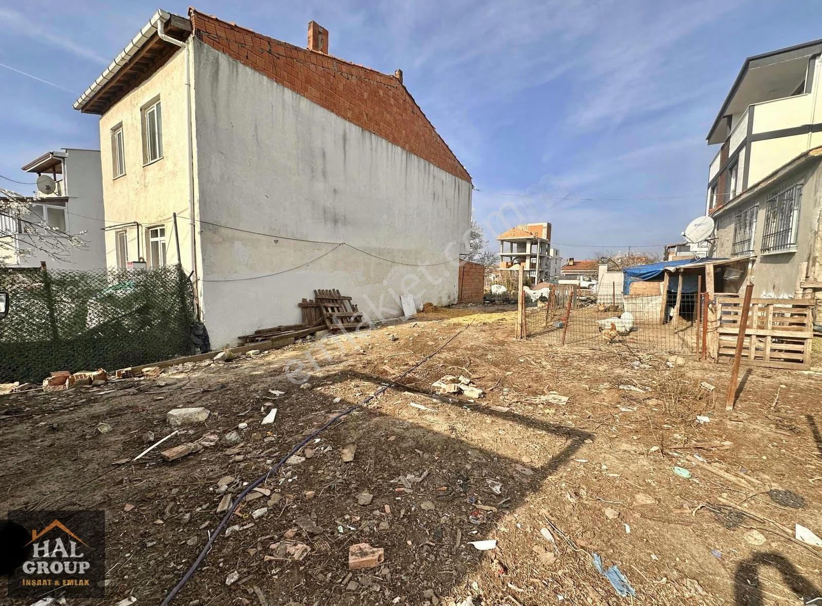 Merkezi Konumda Villa İmarlı Veya Yatırıma Uygun Arsa Satılık!!!