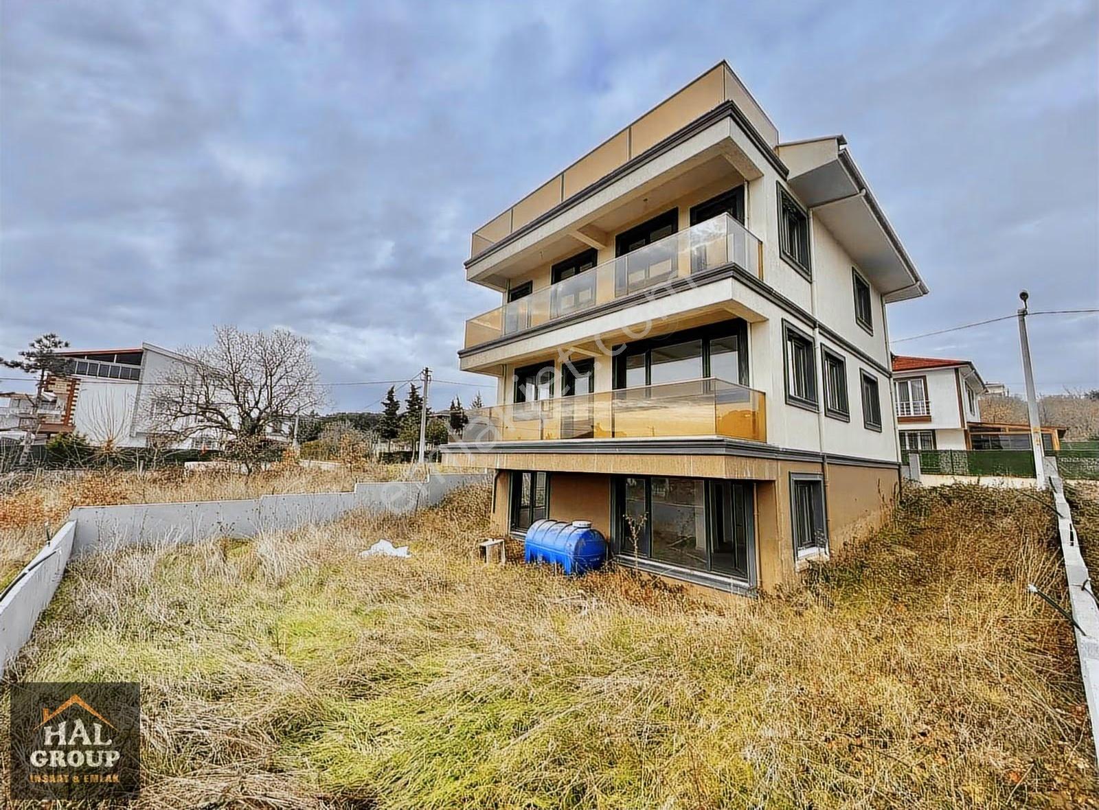 Deniz Manzaralı 5+1 | 3 Katlı Müstakil | 356 M² Takasa Uygun - Görsel 13