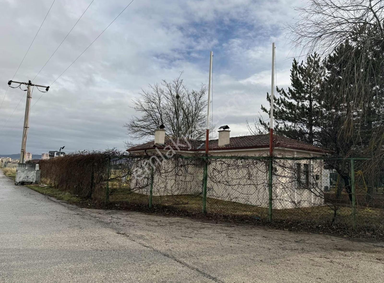 Ozan Gayrimenkulden 270 Metre Tek Tapu İmarlı Arsa - Görsel 12