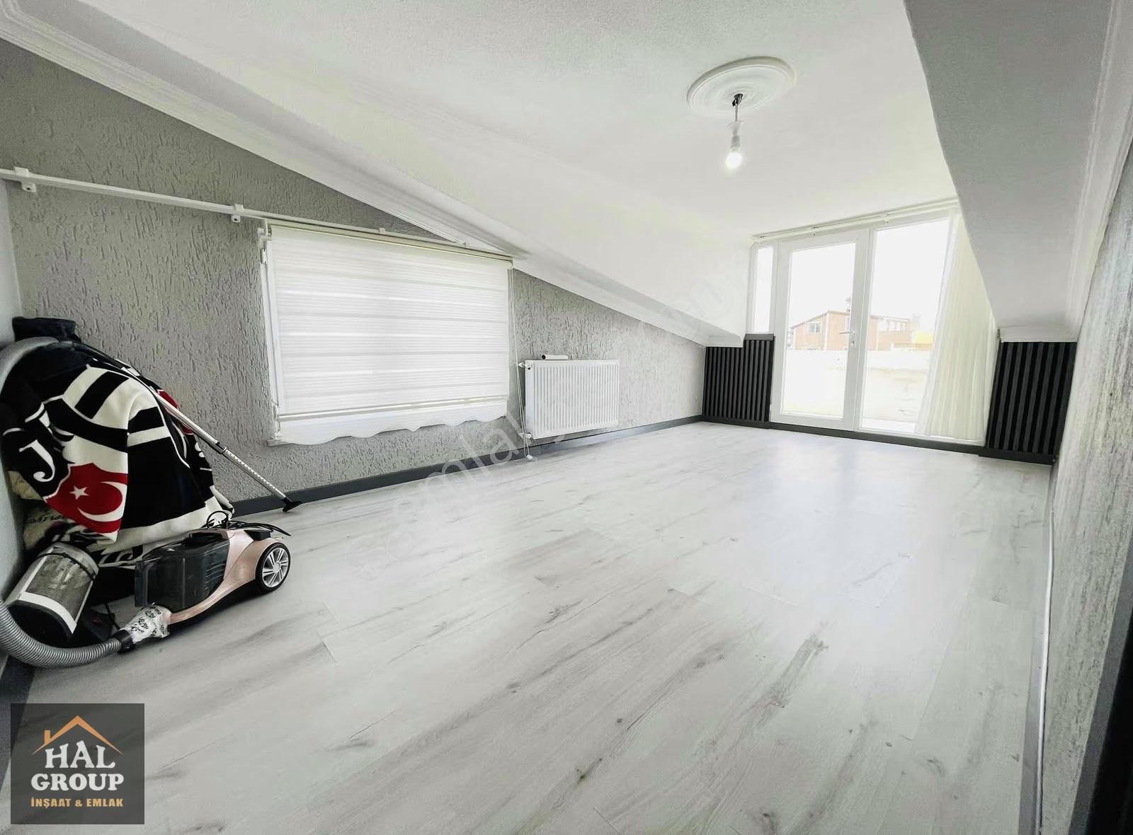 Hal İnşaat Firmasından Alt Yapılı Merkezde Geniş Bahçeli Villa - Görsel 22