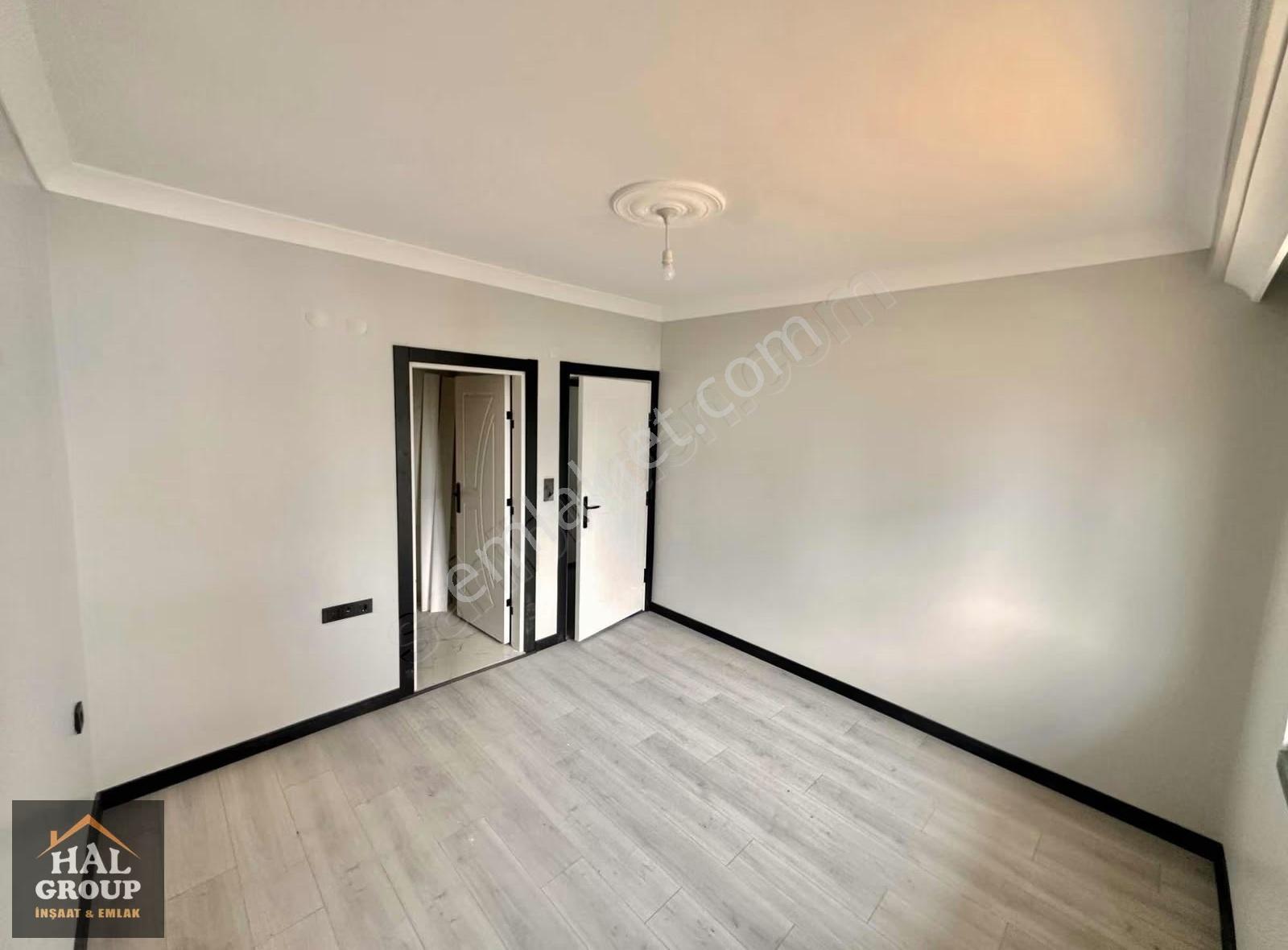 Havuzlu Güvenlikli Site İçerisinde Giriş Kat 2+1 Sıfır Daire - Görsel 4