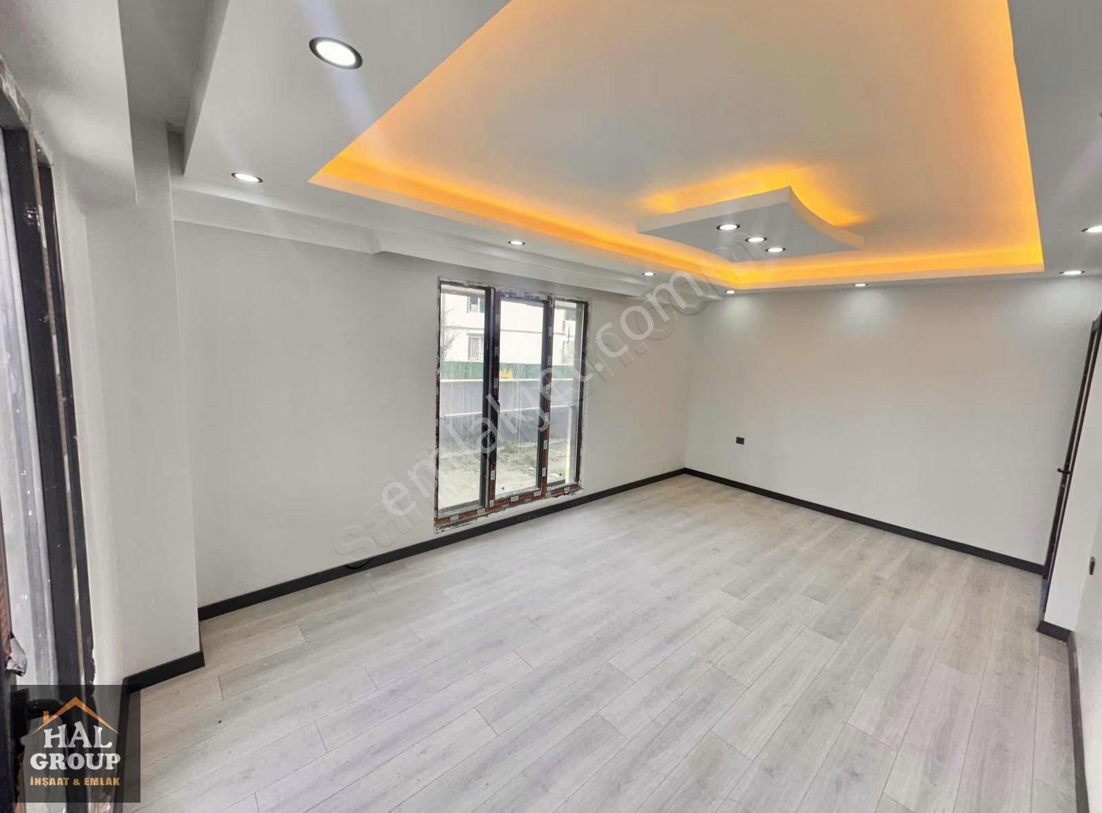 Havuzlu Güvenlikli Site İçerisinde Giriş Kat 2+1 Sıfır Daire - Görsel 8