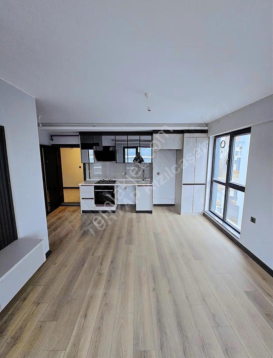 Taşpınarda Sıfır, Yüksek Giriş,oturuma Hazır 1+1 Satılık Daire