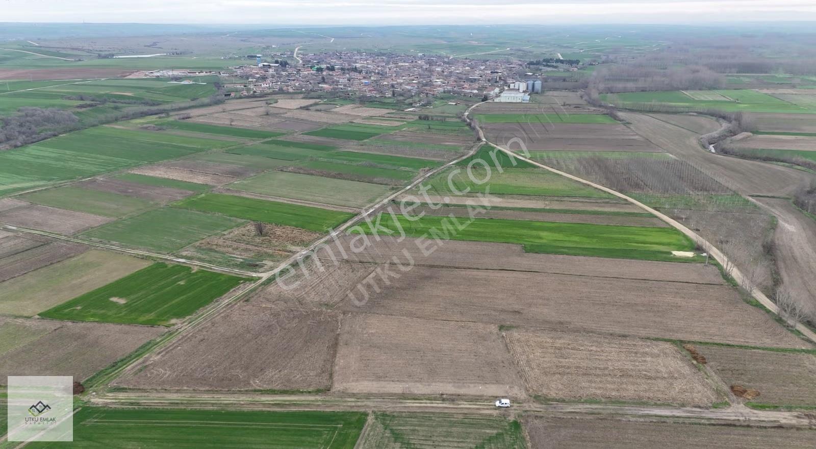 Havsa Yolageldi Köyünde Köy Ve E-5 E Yakın 2833 M2 Satılık Tarla - Görsel 6