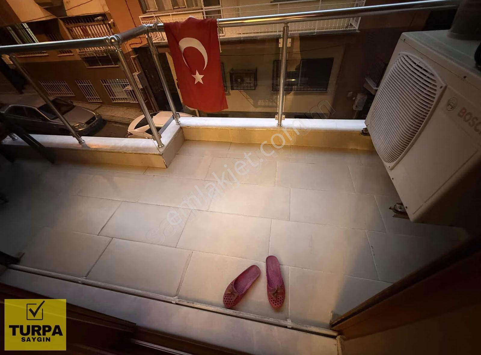 Turpa Saygından Merkezi Konumda Geniş Daire - Görsel 13