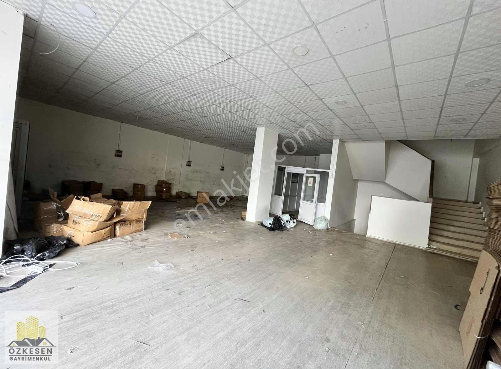 Özkesen Gayrimenkul'den Satılık 150'lik Köşe Başı Dükkan - Görsel 6
