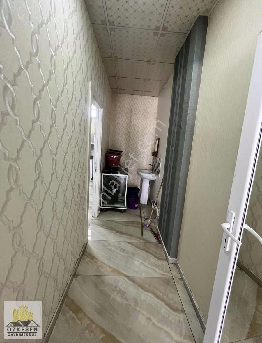 Özkesen Gayrimenkul'den Kiralık Ana Cadde Üzerinde Dükkan - Görsel 3