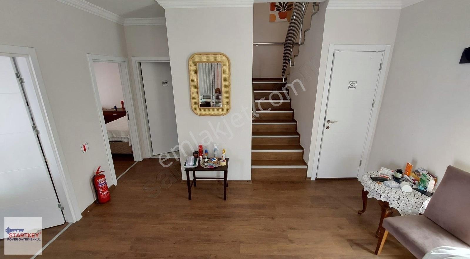 İzmir Çeşme Reisdere Yalı Mahallesinde Kiralık 4+1 - Görsel 22