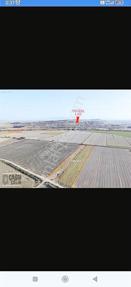 Foça Gerenköyde 345 M2 Bahçe Acil Satılıktır