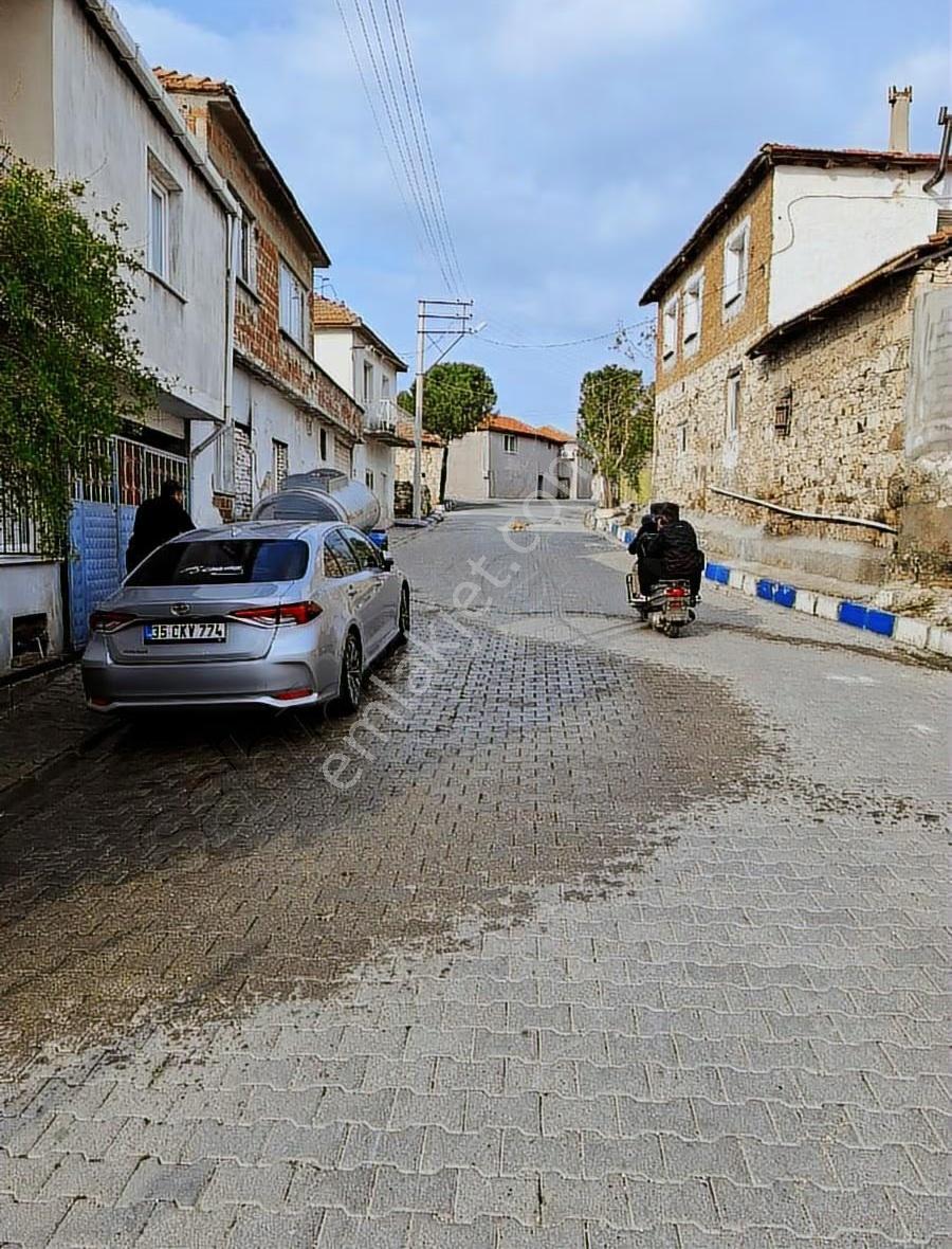 Foça Gerenköyde Acil Satılık Köy Evi - Görsel 8