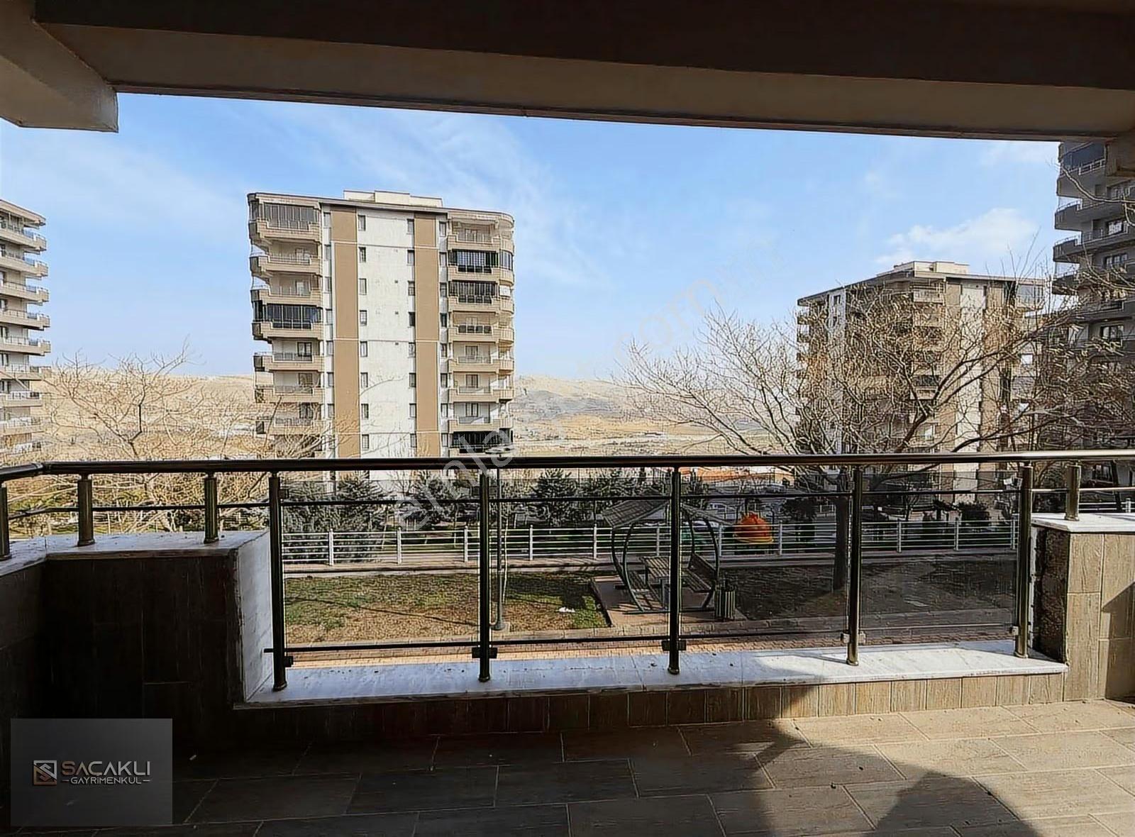 Kadır Saçaklıdan Ay Yapı Sıtesınde En Iyı Blok Beş Oda Daıre - Görsel 11
