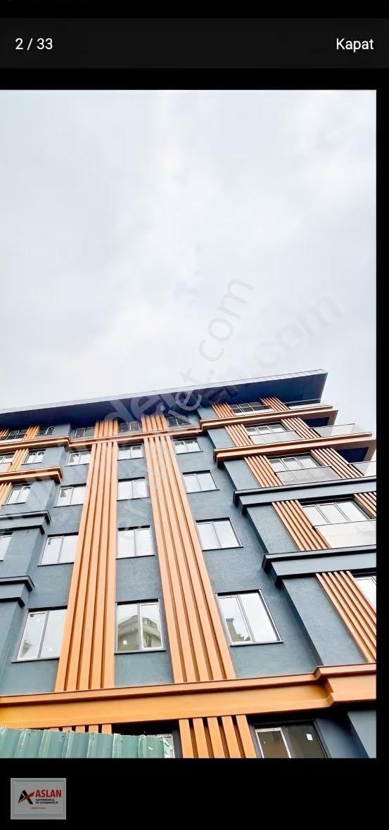 Çengelköy Nazenin Yanı Köşe Bina Arakat 105 M2 2+1 Nezih Sokak