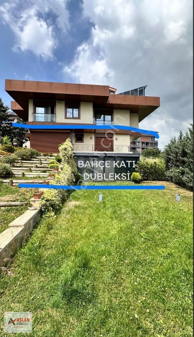 Çengelköy Zübeyde Hm Caddesine 3 Dk Villa Tadında Bahçe Dubleksi