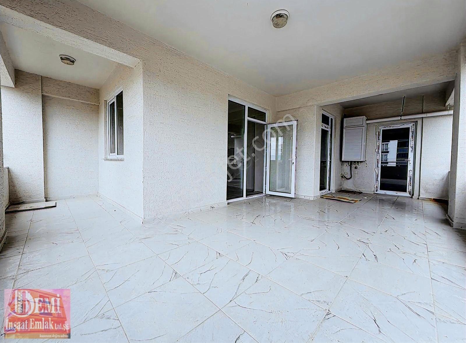 8.katlı Bölgesi Geniş Balkonlu 3+1 Site İçi Hazır Satılık Daire - Görsel 15